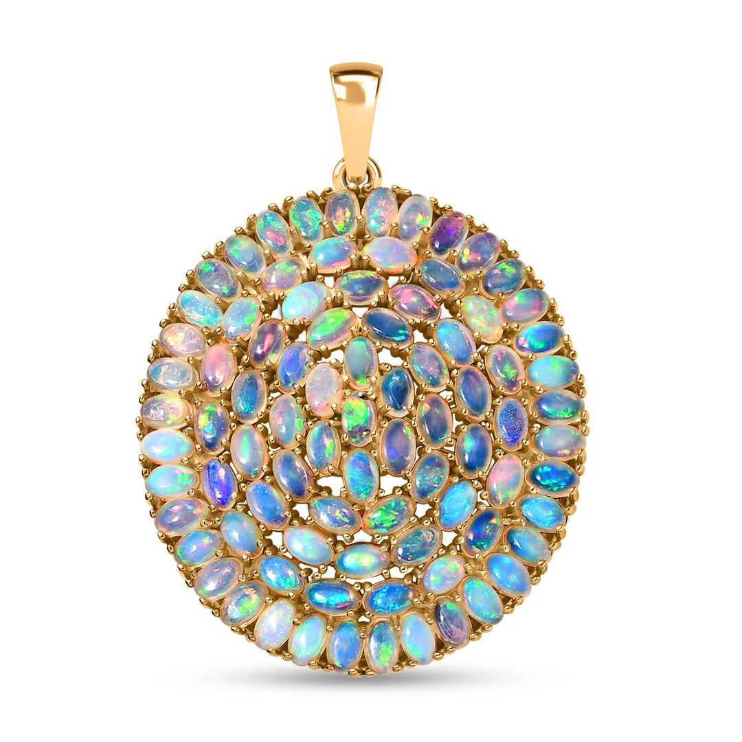 Dazzling Gemstone Pendant - Celebrate Every Moment in Sparkle