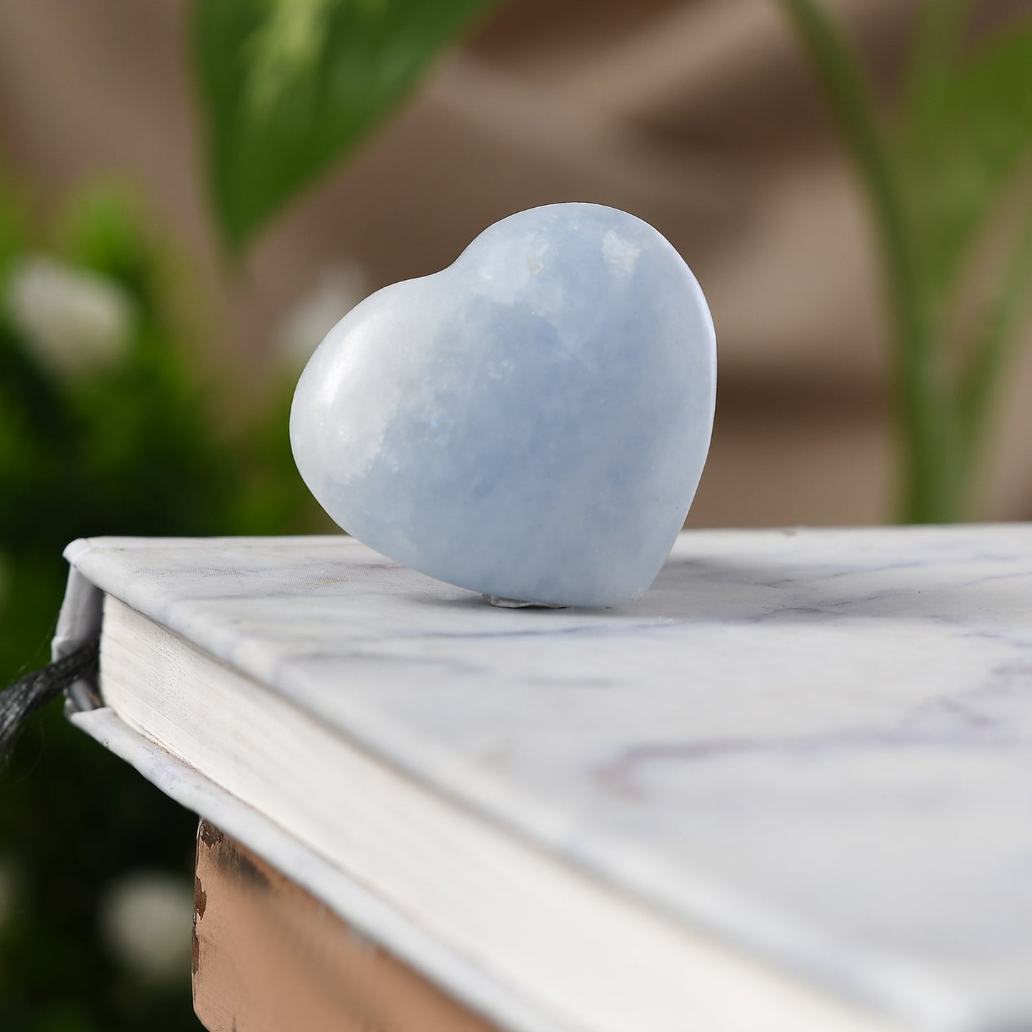 Cœur de calcite bleue – Un cristal pour vous aider à lâcher prise