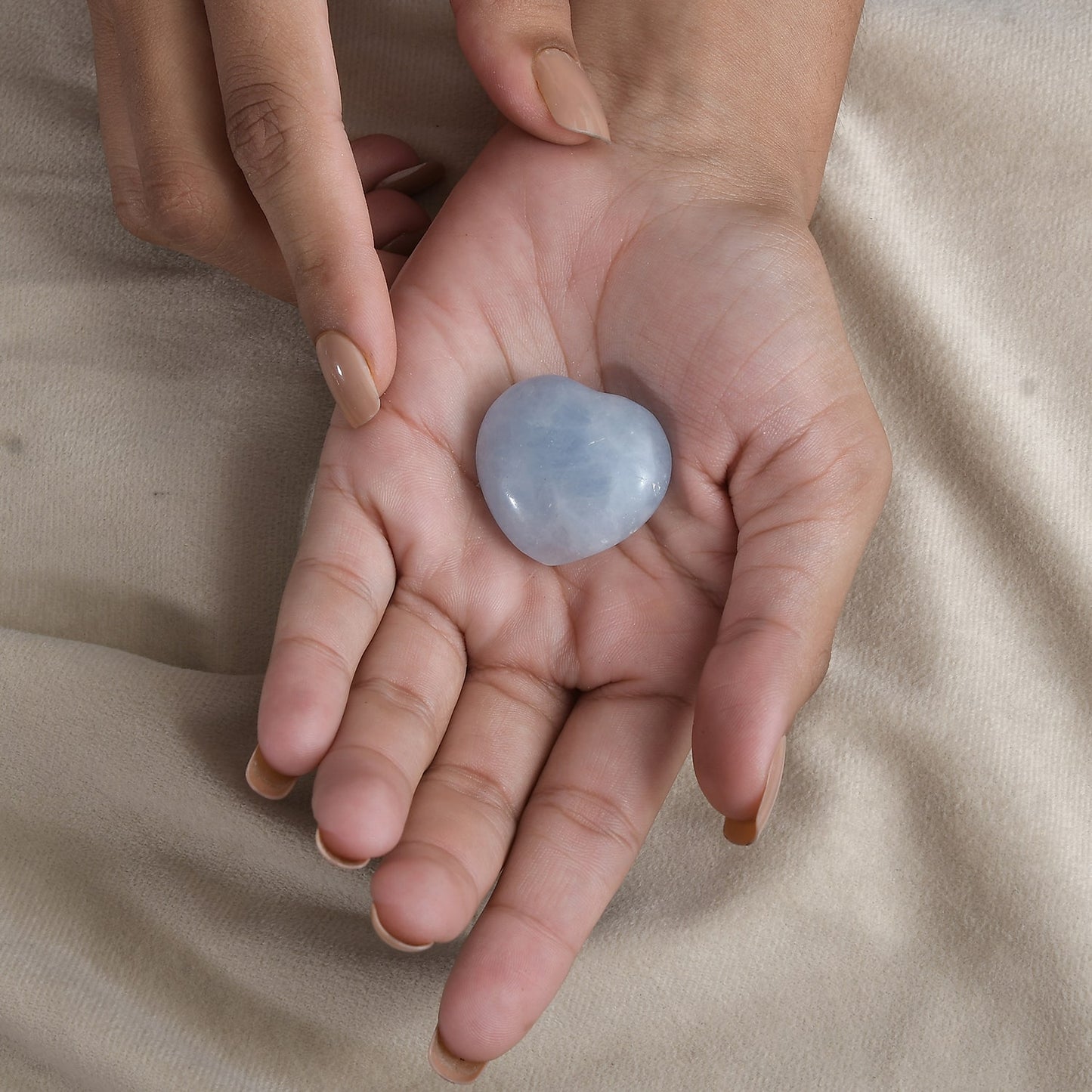 Cœur de calcite bleue – Un cristal pour vous aider à lâcher prise
