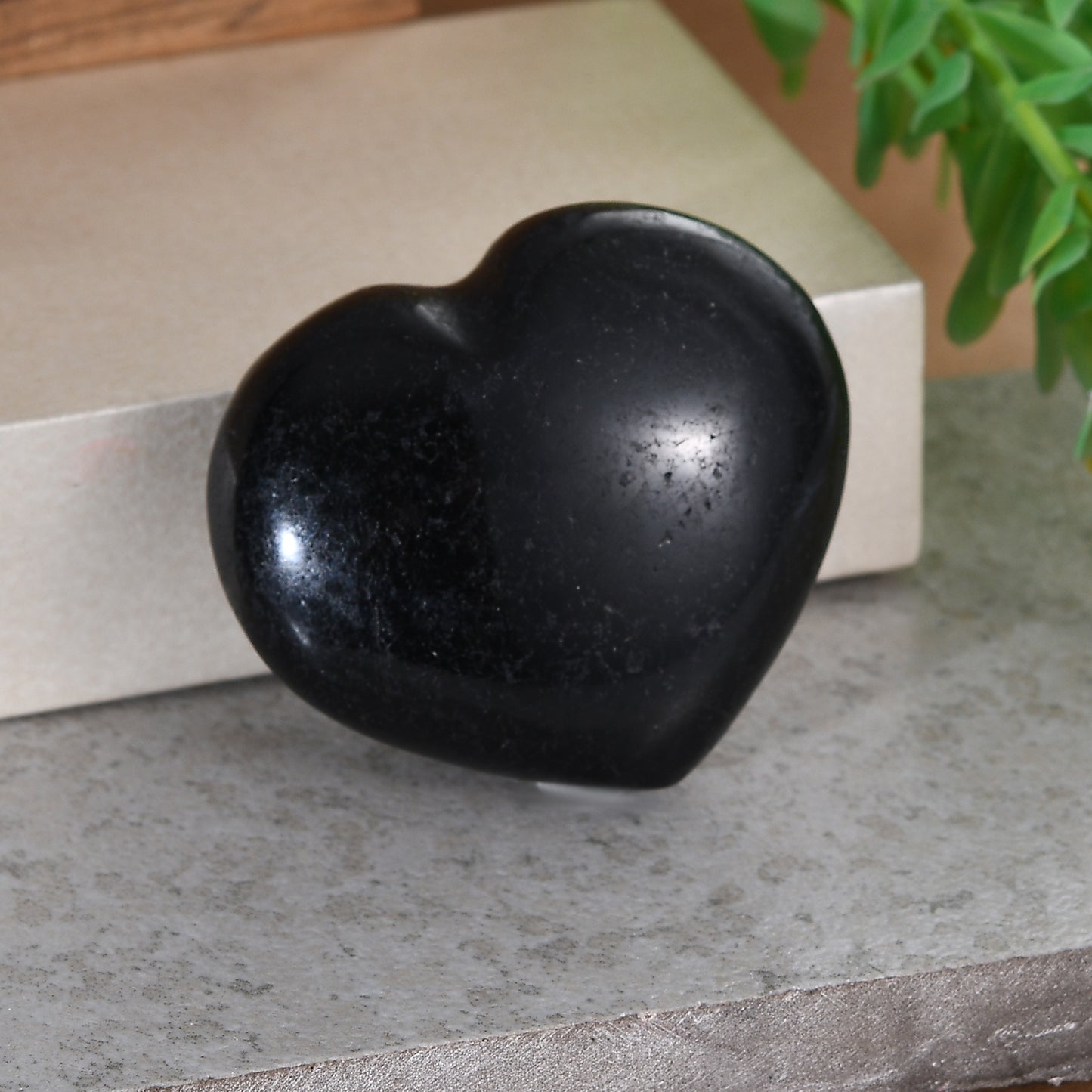 Cœur en tourmaline noire – Bloquez les mauvaises ondes