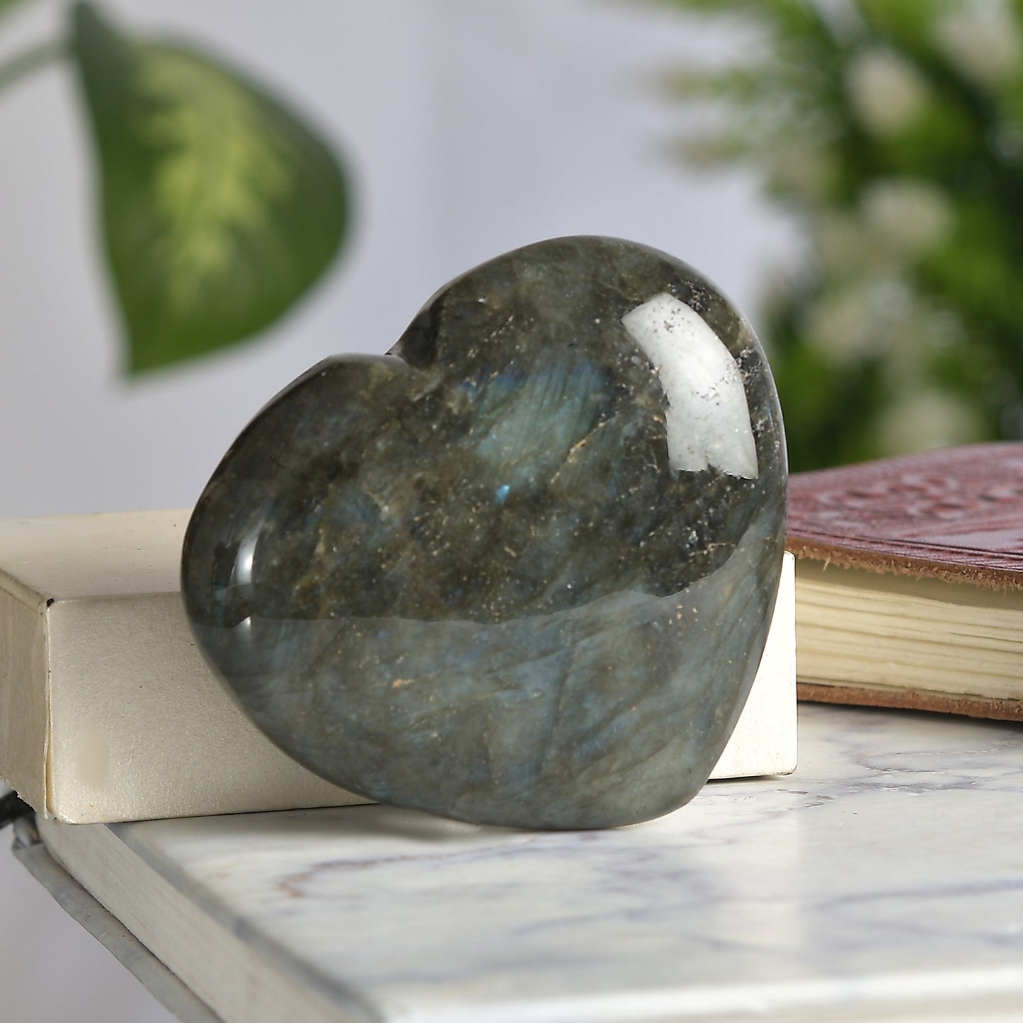 Cœur en cristal de labradorite - Votre amplificateur d'intuition