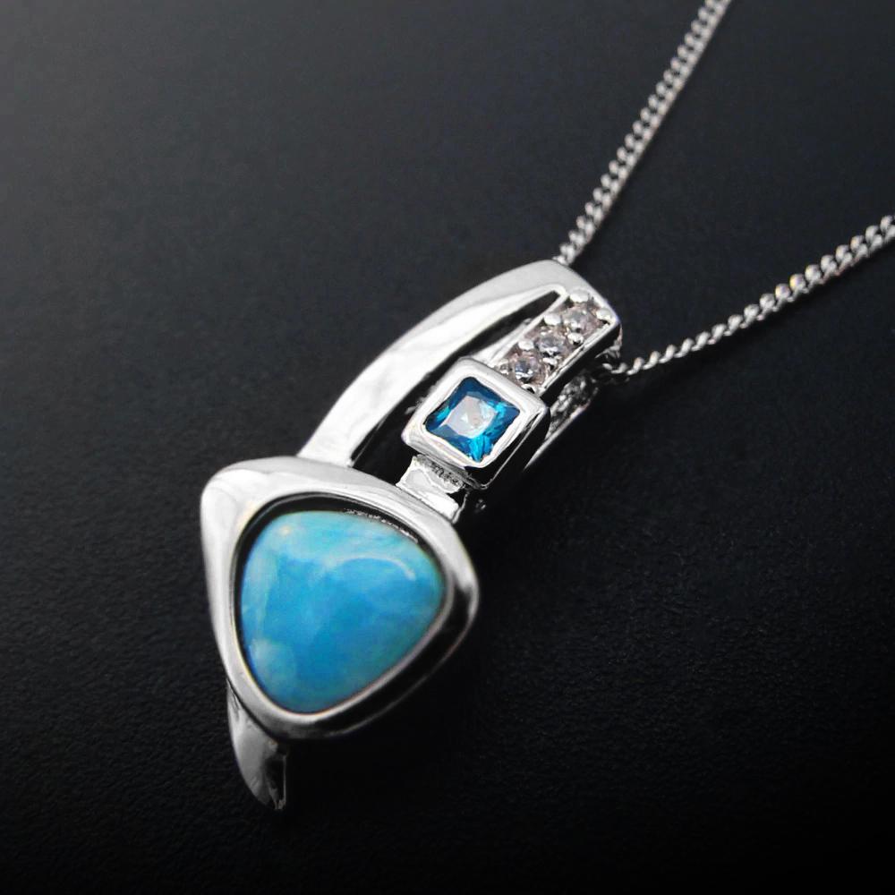 Larimar Trinity Halskette