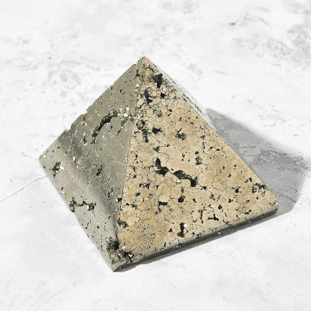 Pyramide de prospérité en pyrite – Maximisez votre pouvoir de manifestation