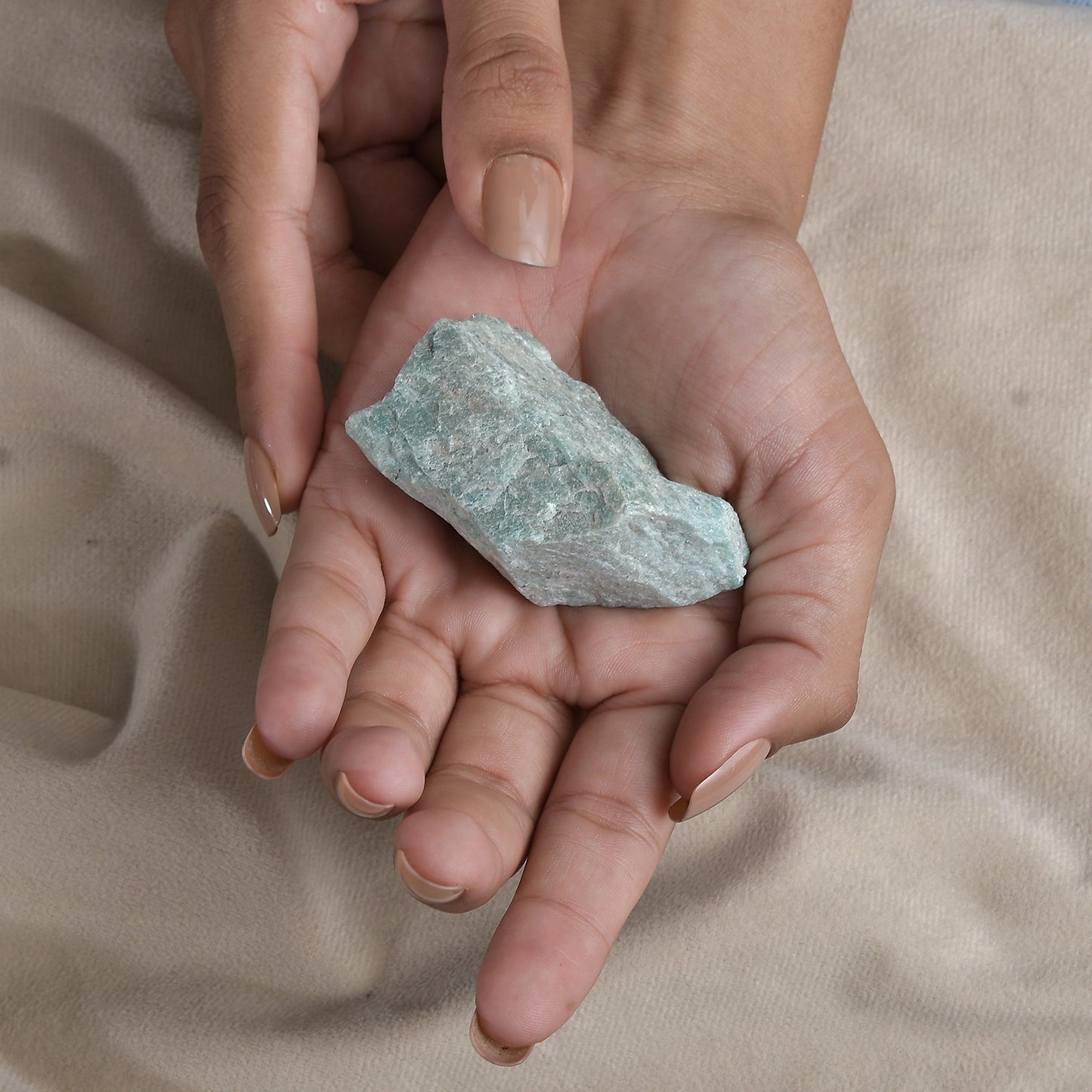 Cristal d'amazonite brut â Pour une expression personnelle authentique