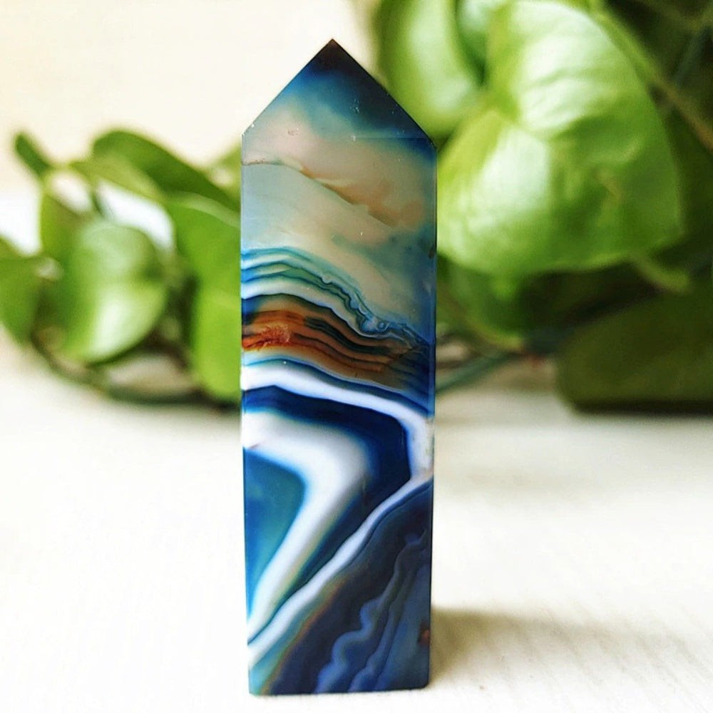 Pointe de cristal d'agate de soie bleue fascinante