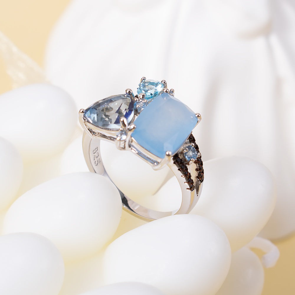 Aquablauer Chalcedon-Ring