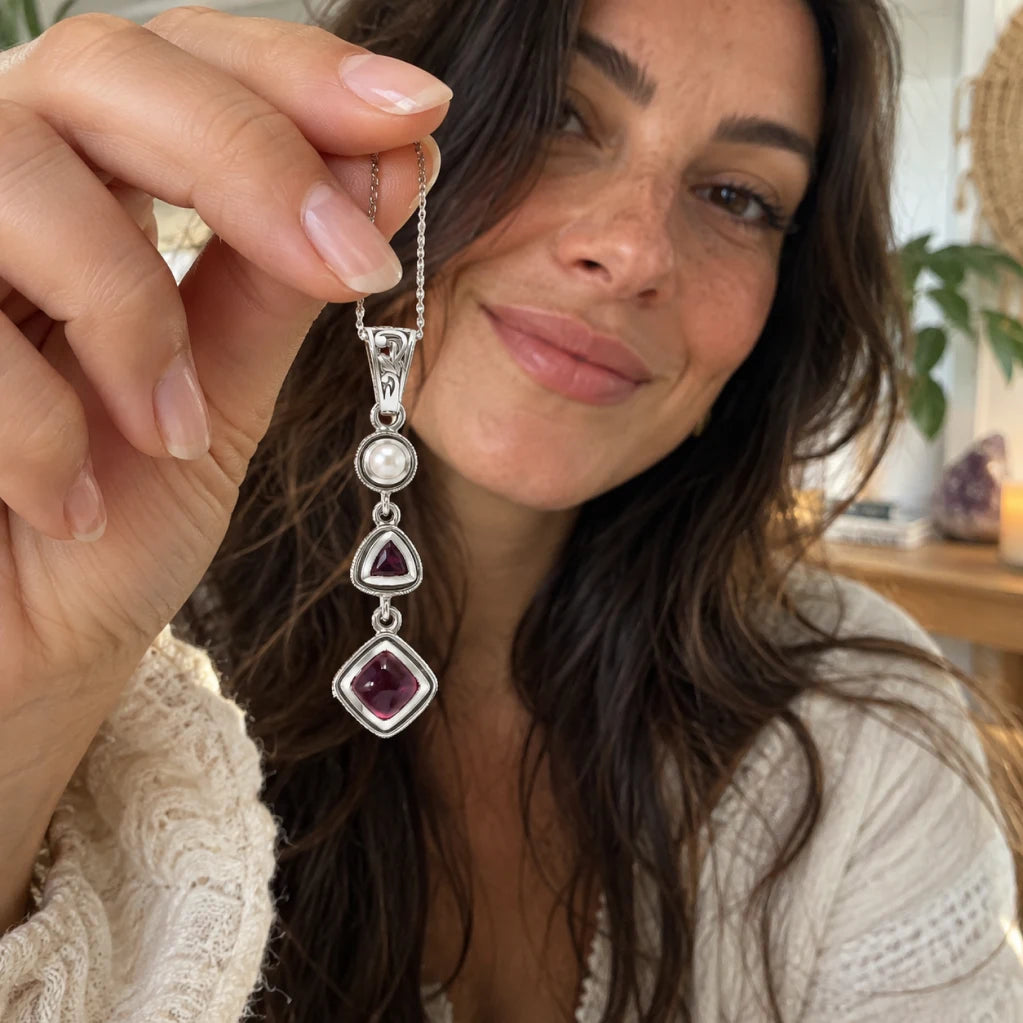 Ruby Pearl Pendant – Vintage Red Gemstone Crystal Jewelry