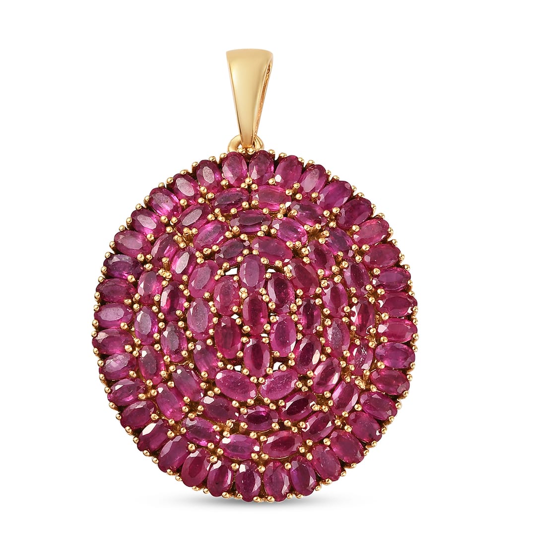 Dazzling Gemstone Pendant - Celebrate Every Moment in Sparkle
