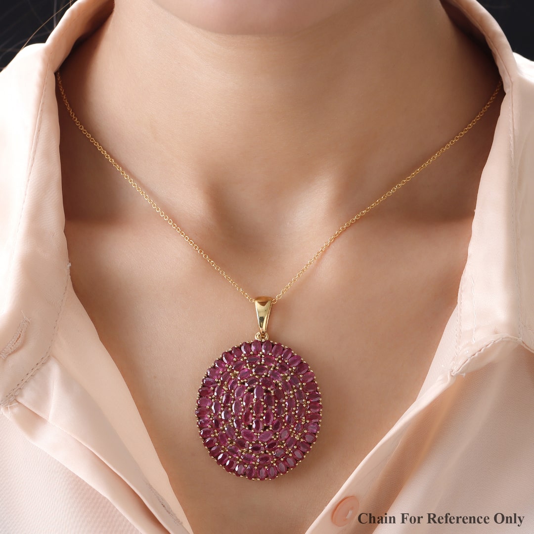 Dazzling Gemstone Pendant - Celebrate Every Moment in Sparkle