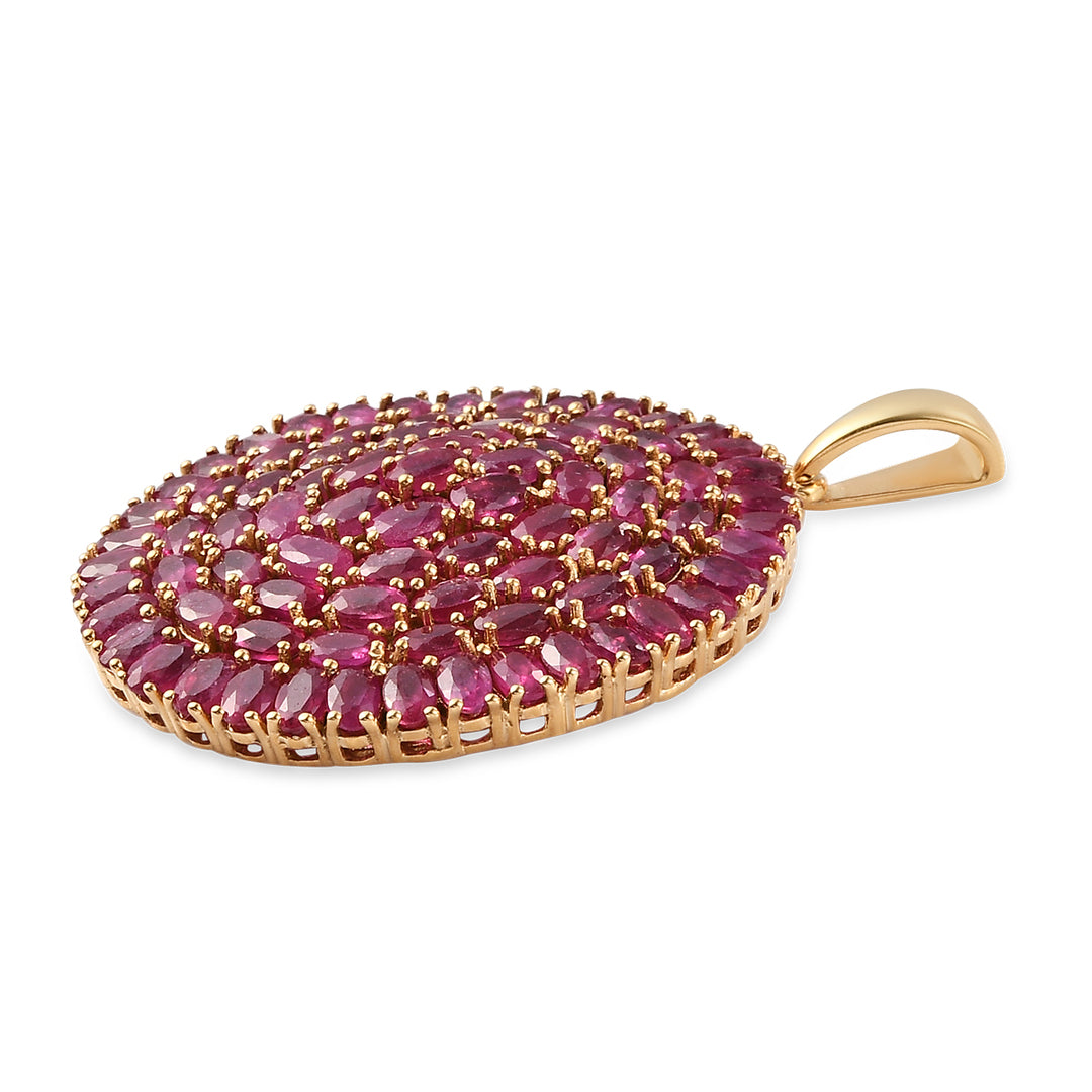 Dazzling Gemstone Pendant - Celebrate Every Moment in Sparkle