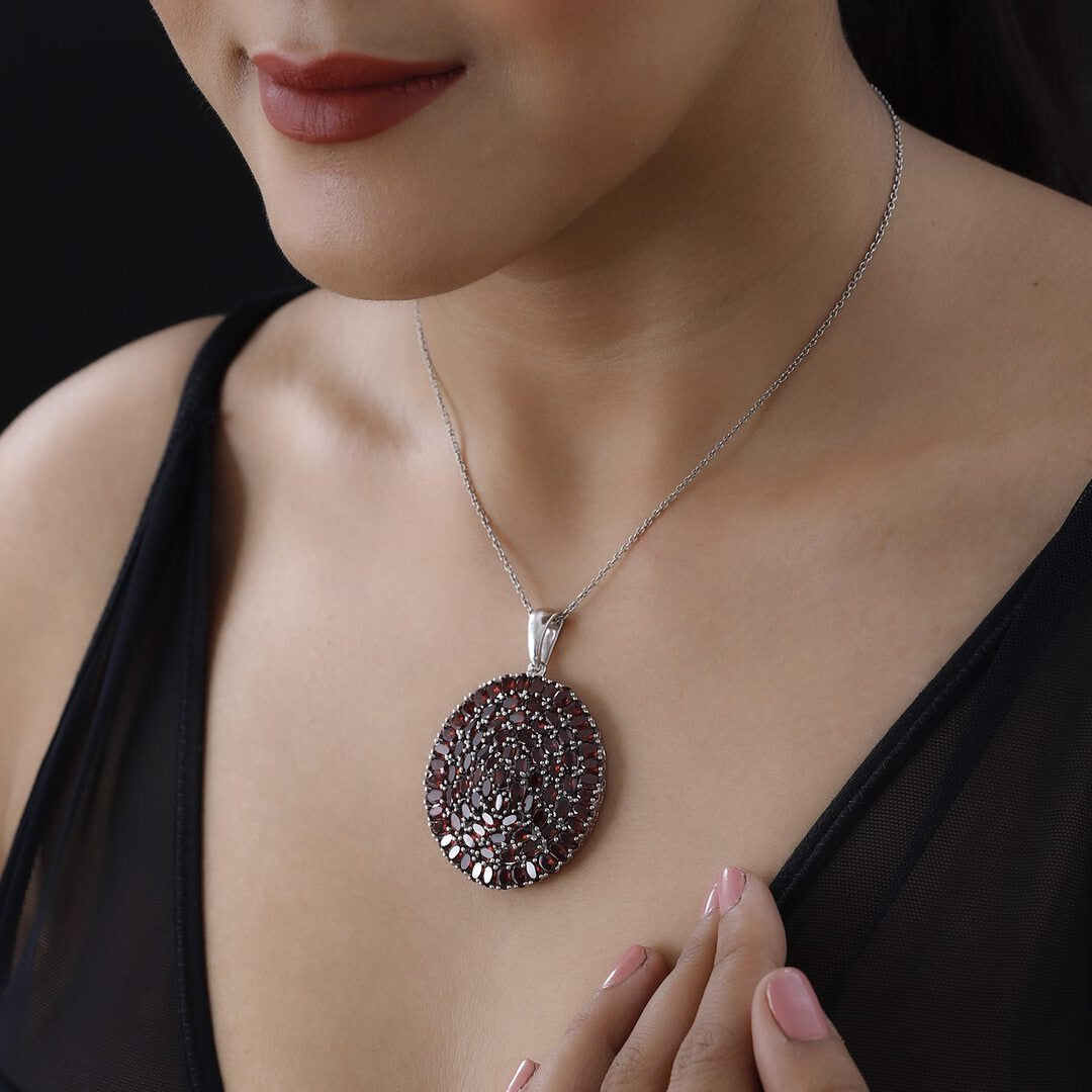 Dazzling Gemstone Pendant - Celebrate Every Moment in Sparkle