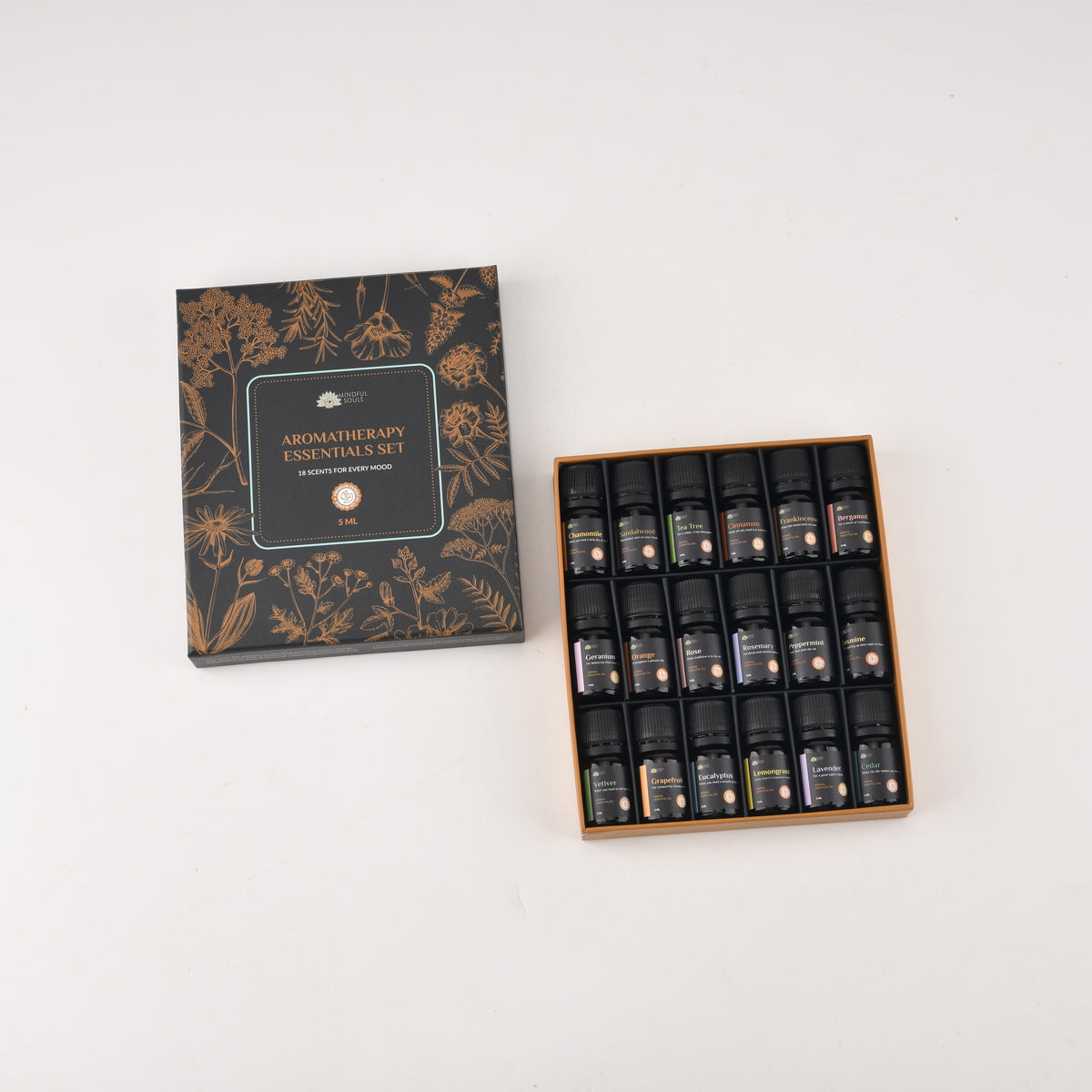 Set aus 18 himmlischen Aromaölen