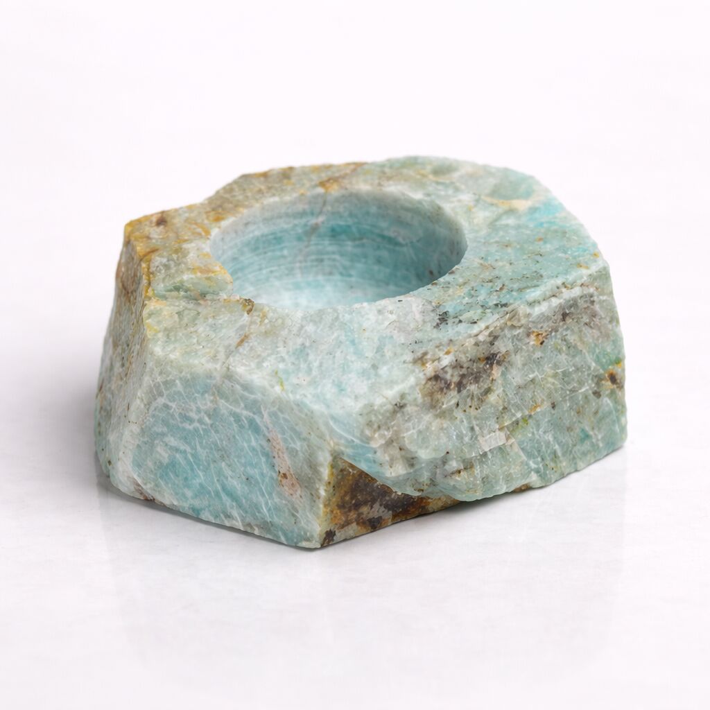 Healing Crystal Tea Light Candle Holder — Natural Stone Light for Ambience & Calm