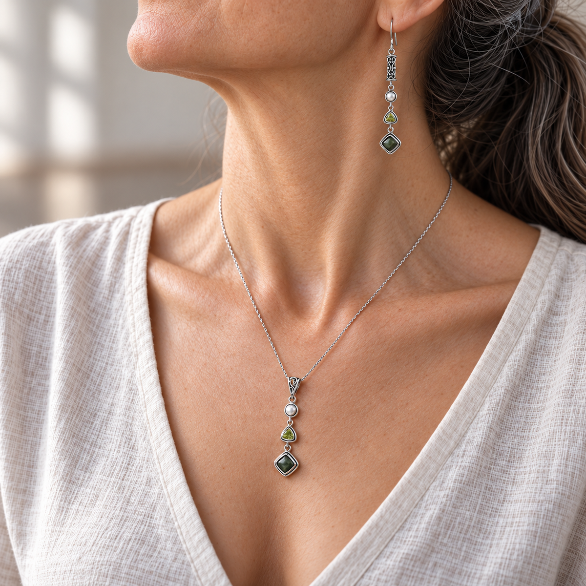 Seraphinite Jewelry Set with Peridot and Pearl - 925 Silver