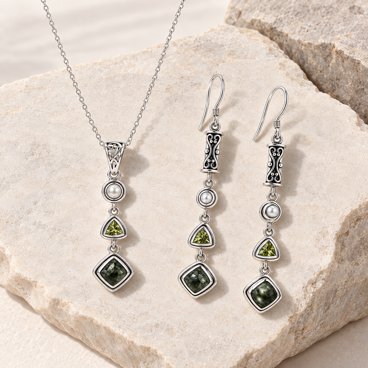 Seraphinite Jewelry Set with Peridot and Pearl - 925 Silver
