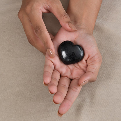 Cœur en tourmaline noire – Bloquez les mauvaises ondes