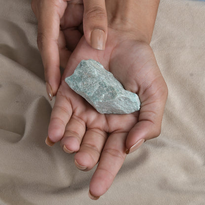 Cristal d'amazonite brut – Pour une expression personnelle authentique