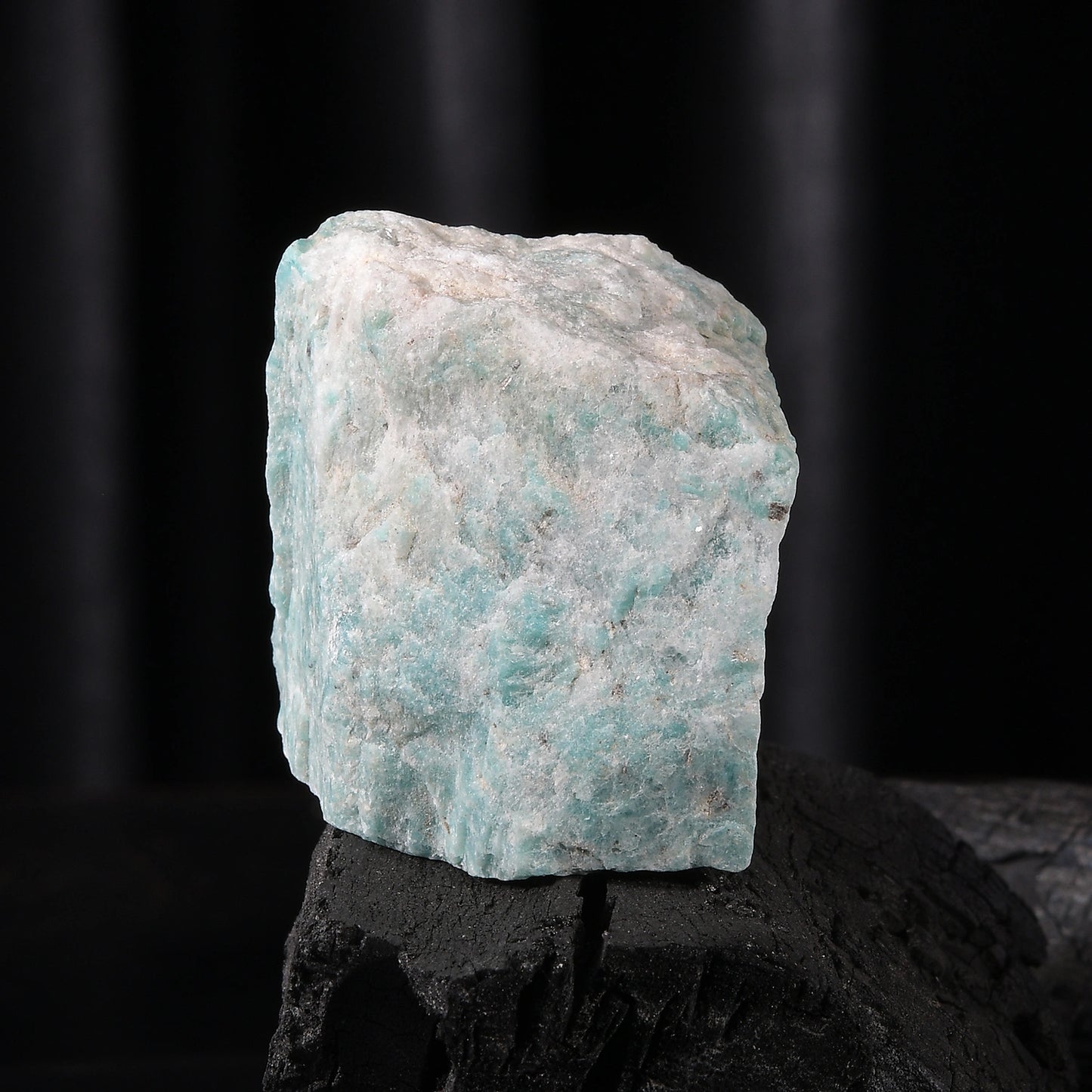 Cristal d'amazonite brut – Pour une expression personnelle authentique